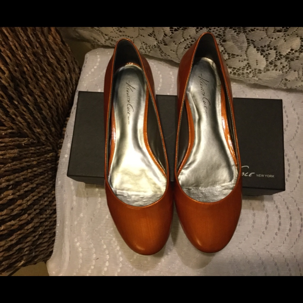 Kenneth Cole New York Flats